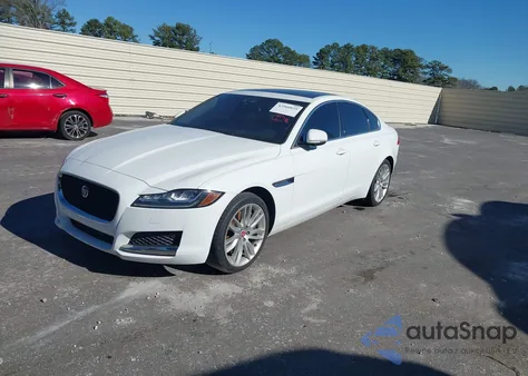 2016 Jaguar Xf 35T Prestige из США, поврежденный, VIN SAJBE4BV5GCY08591